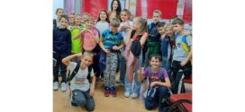 Ученици III2 ОШ Стевица Јовановић u poseti biblioteci